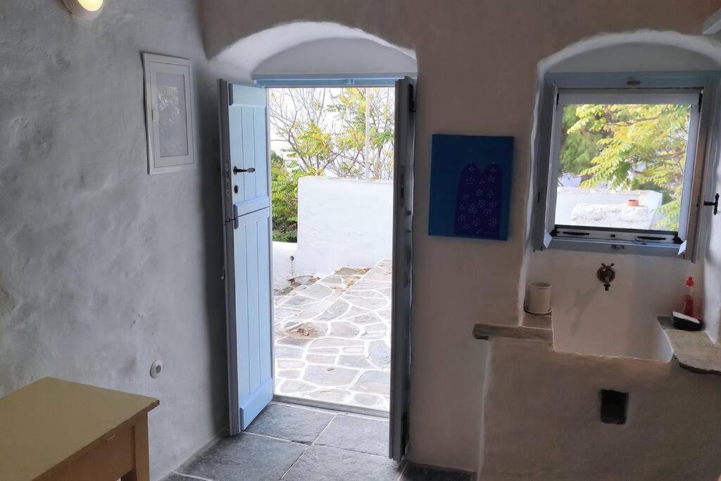 KástronHidden Gem - Sifnos, Kastro.アパートメント エクステリア 写真